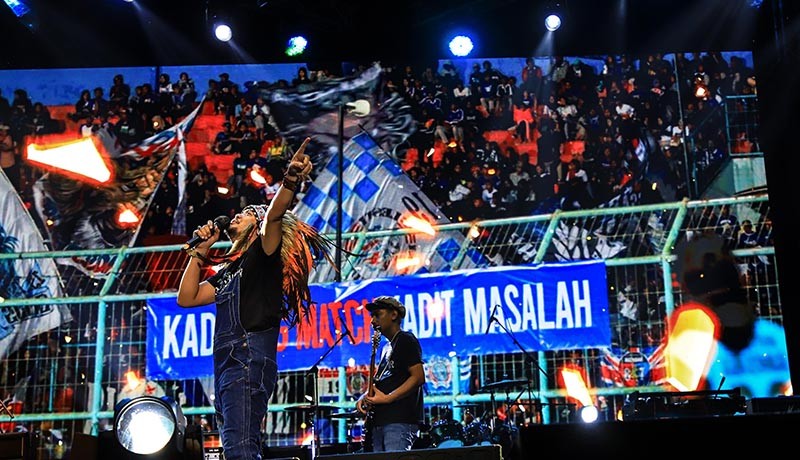 Konser Amal Salam Satu Jiwa Kumpulkan Donasi Rp1,4 Miliar untuk Korban Tragedi Kanjuruhan - Bagian 5