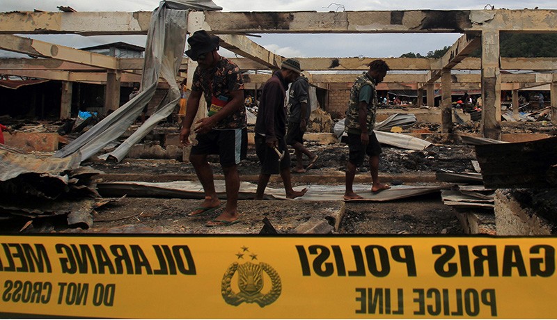 Sisa-Sisa Kebakaran Pasar Youtefa Jayapura - Bagian 2