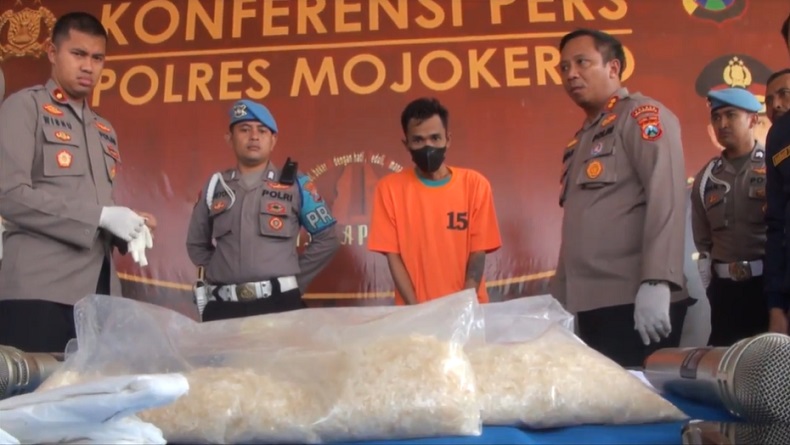 Pengedar Sabu di Mojokerto Ditangkap, Barang Bukti Senilai Rp1 Miliar Disita