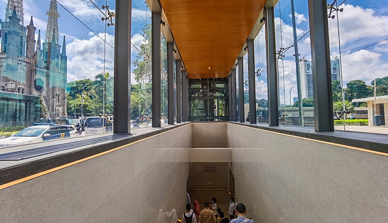Melintasi Terowongan Silaturahmi Penghubung Masjid Istiqlal - Gereja Katedral - Bagian 3