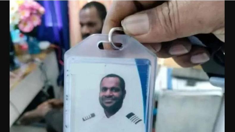 5 Fakta Anton Gobay Pilot Pemasok Senjata ke KKB, Nomor 3 Pernah Foto Bersama Lukas Enembe