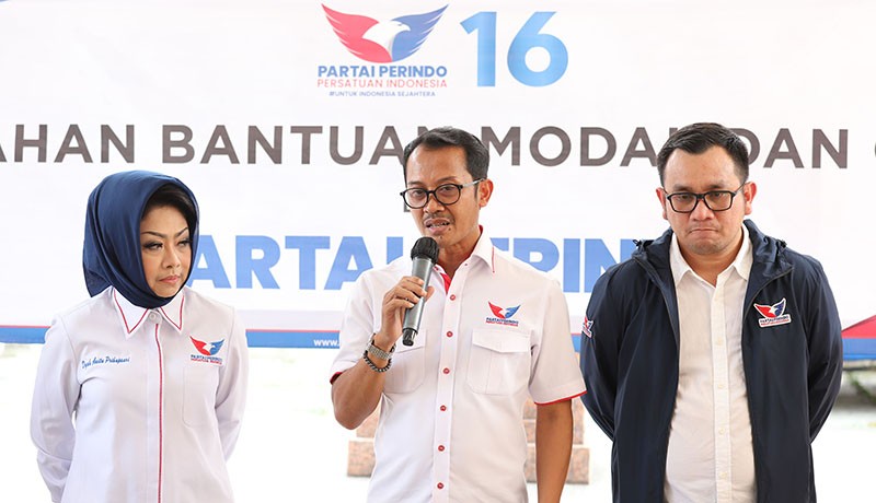 Partai Perindo Berikan 2 Gerobak UMKM Gratis dan Modal Usaha - Bagian 5