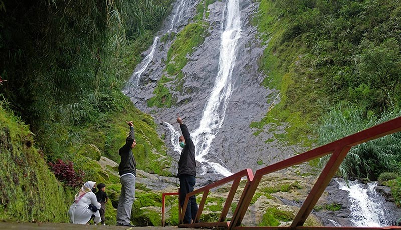 Wisata Air Terjun Sikarim di Dataran Tinggi Dieng - Bagian 1