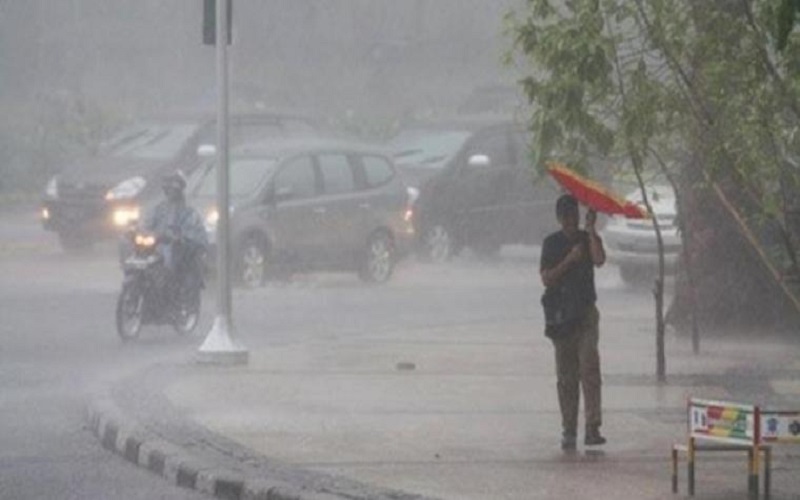Cuaca Sumsel Hari Ini, Waspada Hujan Disertai Angin Kencang 