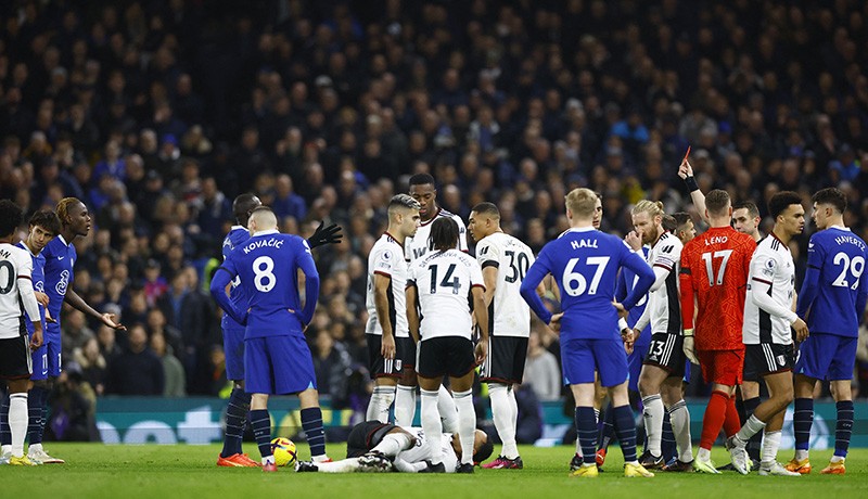 Ini Tekel Berbahaya Joao Felix, Debut di Chelsea Berujung Kartu Merah - Bagian 3