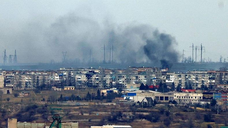 title Waduh, Tentara Ukraina di Kota Soledar Kelaparan dan Kekurangan Amunisi Waduh, Tentara Ukraina di Kota Soledar Kelaparan dan Kekurangan Amunisi