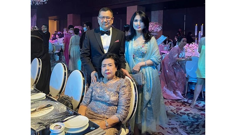 Hary Tanoe: Ibu, Wanita yang Sangat Menginspirasi  - Bagian 1