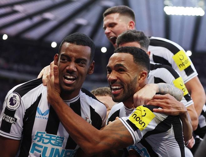 Hasil Newcastle Vs Fulham: Alexander Isak Pahlawan, The Magpies Sodok ...