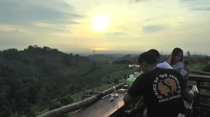  Asyiknya Menikmati Astana Hinggil, Wisata Alam dengan Keindahan Lereng Perbukitan Muria