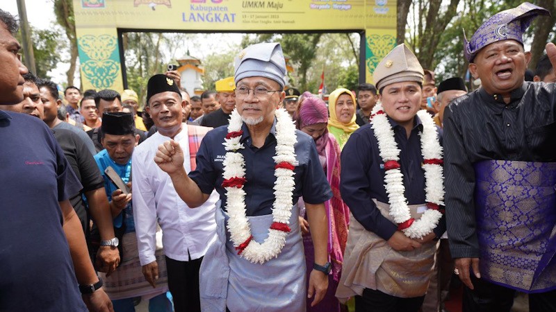 Zulhas Ajak Erick Thohir, Uya Kuya, hingga Pasha Ungu Ramaikan HUT 273 Langkat    - Bagian 1