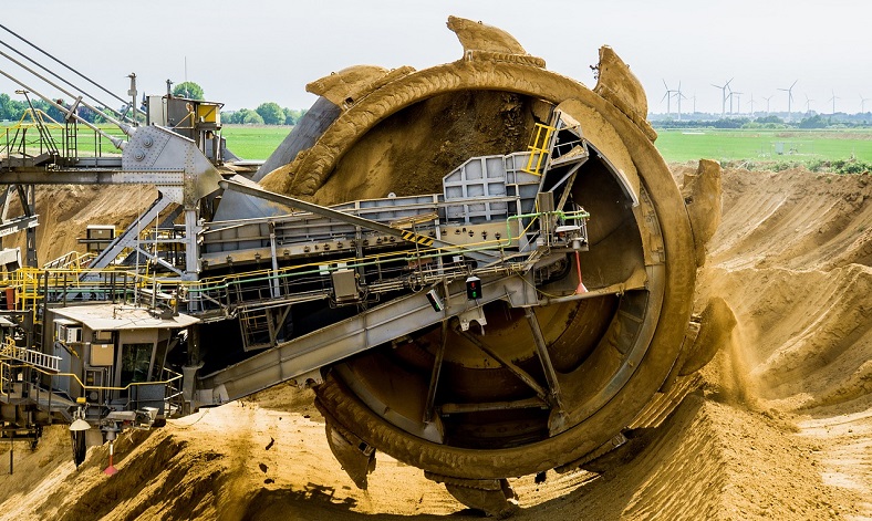 Daftar Bahan Tambang yang Banyak Dihasilkan di Pulau Kalimantan dan Persebarannya