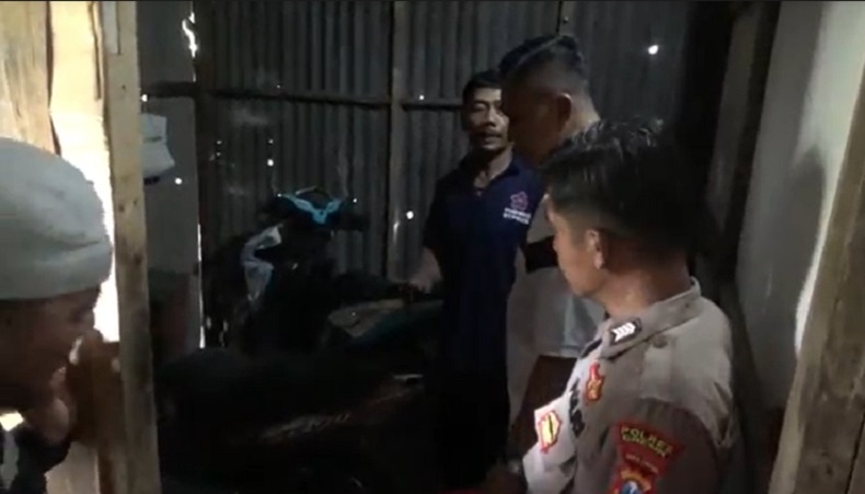 Gerebek Rumah Penadah Motor Curian di Gresik, Polisi Tangkap 3 Pelaku Curanmor
