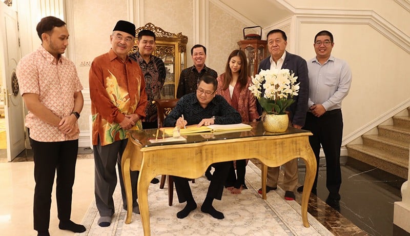 HT Disambut Sultan Melaka, Perkuat Hubungan Indonesia-Malaysia - Bagian 2