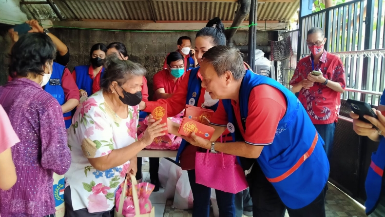 Tak Ada PPKM saat Perayaan Imlek 2023, Masyarakat Tionghoa Makassar Gelar Open House