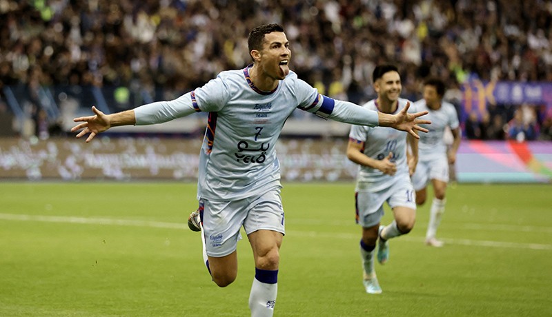 Momen Ronaldo Selebrasi Siuuu di Depan Messi dkk  - Bagian 3
