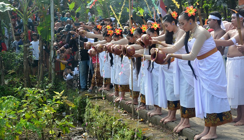Hidup Rukun dalam Tradisi Nyadran Kali di Desa Wisata Kandri Semarang - Bagian 2