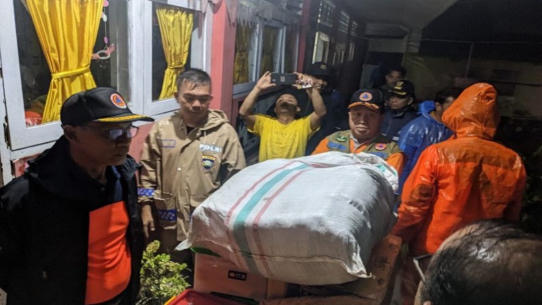 Banjir dan Longsor di Padang Pariman Tewaskan 2 Orang