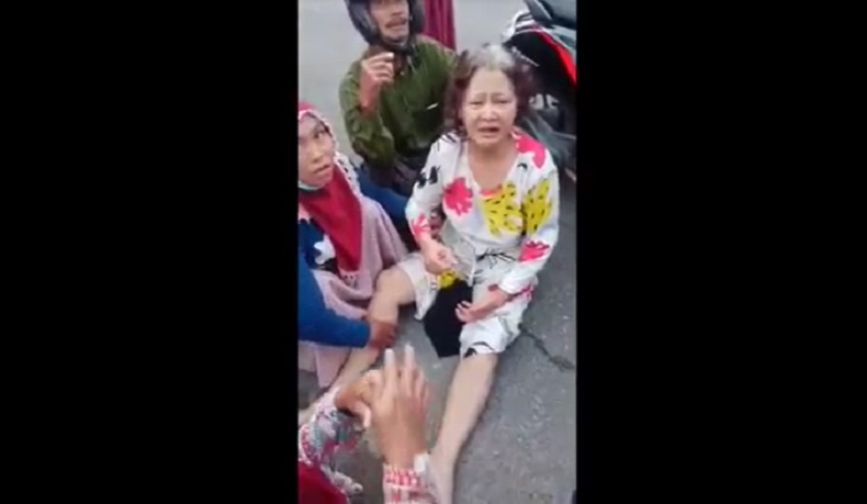 Viral Nenek di Pamekasan Dirampok, Perhiasan Dilucuti lalu Dibuang di Tengah Jalan
