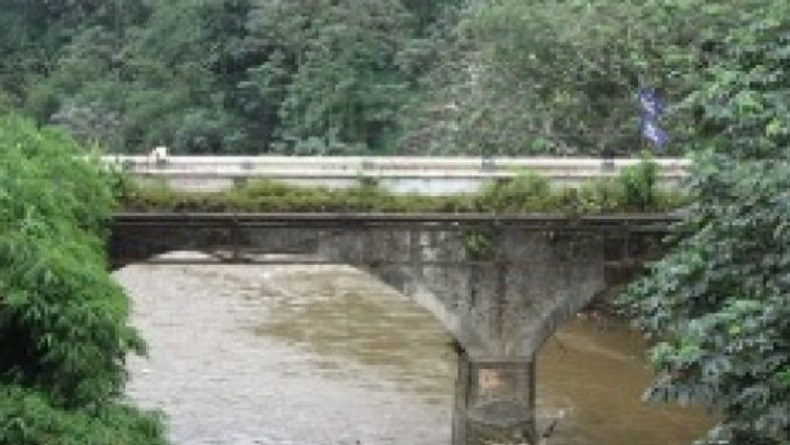 Di Balik Cerita Mistik Jembatan Panus, dari Pendekar Gaib hingga Pertapa Hilang