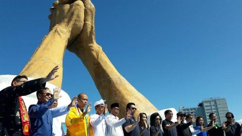 title Manado Dijuluki Kota Apa, Tinutuan atau Doa? Manado Dijuluki Kota Apa, Tinutuan atau Doa?