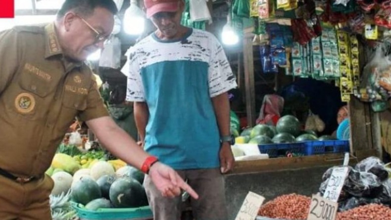 Harga Minyak Goreng Naik Lagi, Wali Kota Bitung Pantau Pasar Tradisional Kendalikan Inflasi