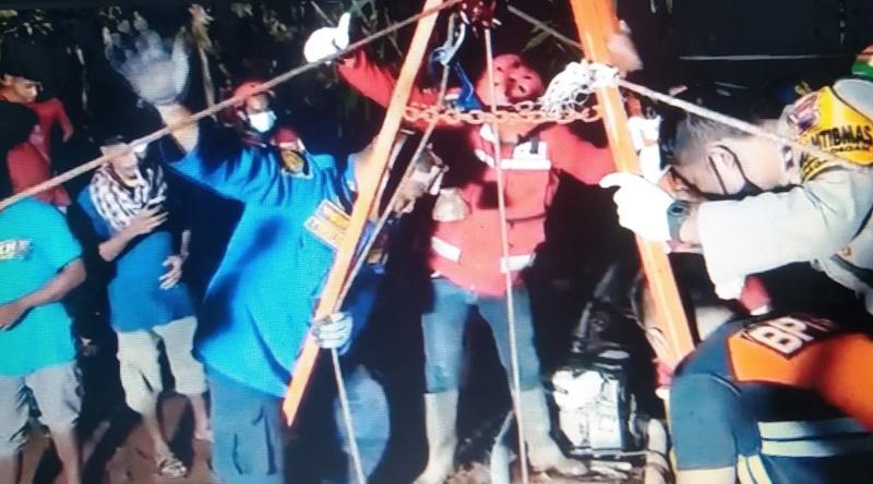 Dramatis, Evakuasi Remaja Disabilitas Tewas Tercebur Sumur di Purbalingga