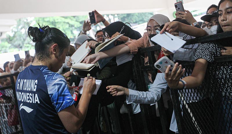 Momen Gregoria Mariska Temui Fans usai Kalahkan Wakil Taiwan - Bagian 2