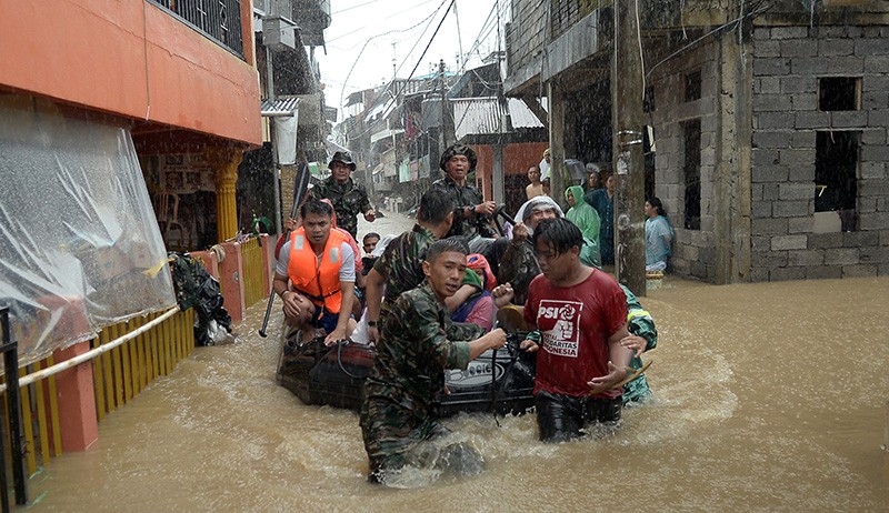 Basarnas Manado Evakuasi 129 Warga Korban Banjir, Lansia hingga Orang Sakit