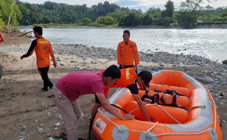 7 Hari Berlalu, Pencarian Warga Tenggelam di Sungai Padang Guci Dihentikan