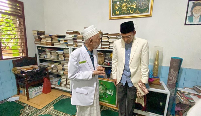 Foto-Foto Santunnya TGB Zainul Majdi saat Baca Kitab Hadis bersama Ulama Karismatik Banten - Bagian 5