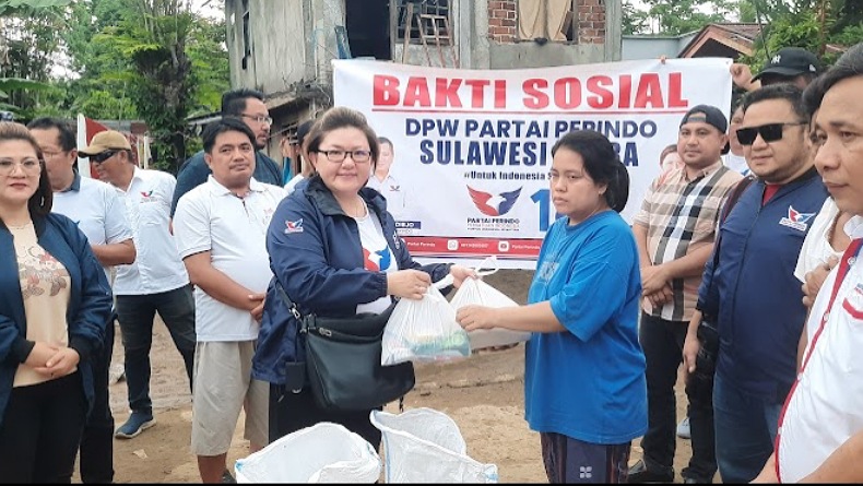 title Warga Terdampak Banjir di Manado Sambut Gembira Bantuan Partai Perindo Warga Terdampak Banjir di Manado Sambut Gembira Bantuan Partai Perindo