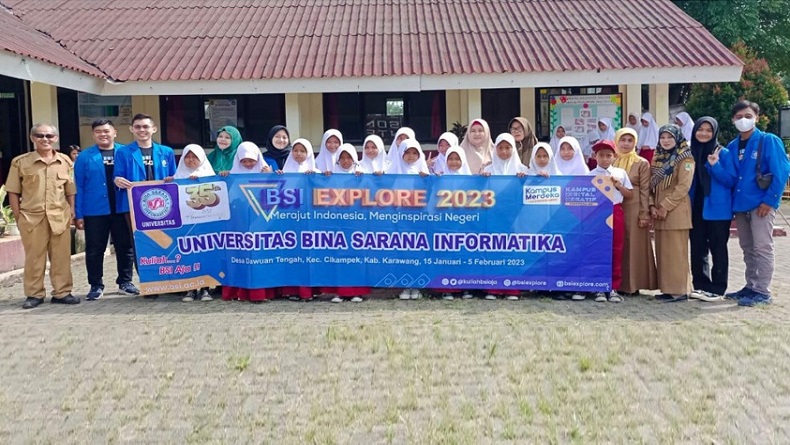 Mahasiswa BSI Dampingi Guru Mengajar dan Gali Potensi Desa di Cikampek Karawang