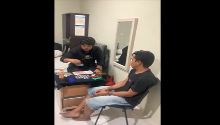 Jadi Pengedar Sabu, Rumah Petani di Wajo Digerebek Polisi