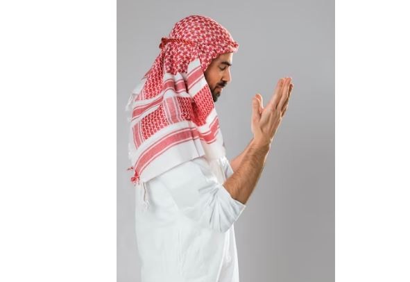 Doa Agar Allah Menutupi Aib Kita, Arab, Latin, dan Artinya Lengkap Keutamaan