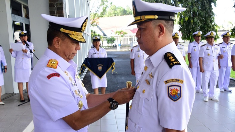 Letkol Laut Decky Ticoalu Resmi Jabat Kadiskum Lantamal VIII Manado 