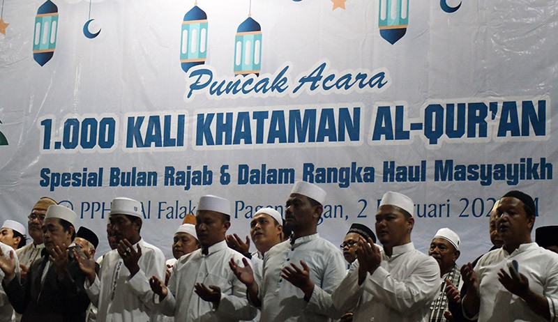 1.000 Kali Khataman Alquran Sambut Bulan Rajab - Bagian 3