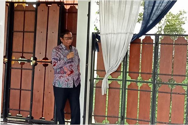  Kunjungi Panti Asuhan di Bantul, Mahfud MD Sampaikan Pesan Keberagamaan