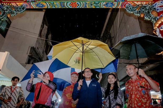  Sandiaga Apresiasi Pekan Budaya Tionghoa Kampung Ketandan, Sebut Perkuat Ekonomi Masyarakat Jogja