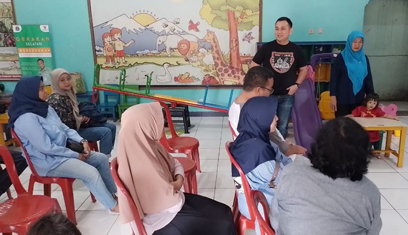 Partai Perindo Berikan Alkes kepada Posbindu di Petukangan Jakarta - Bagian 3