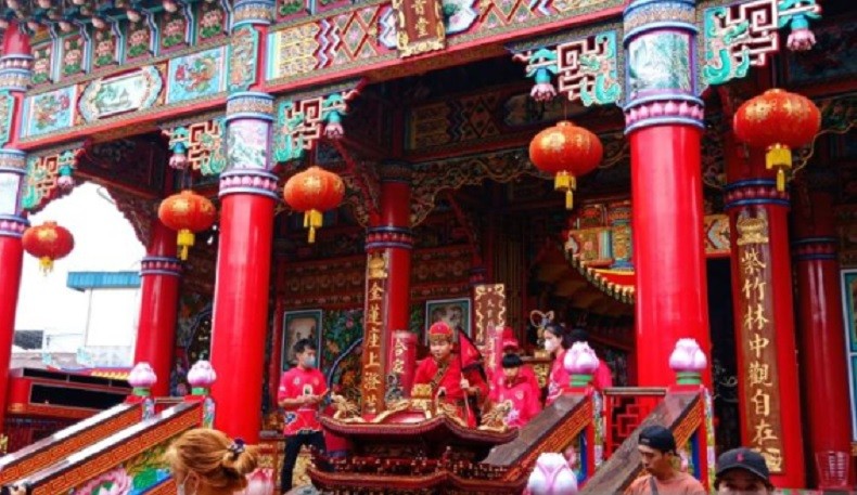 Ratusan Tatung Ikuti Ritual Cuci Jalan Awali Cap Go Meh di Singkawang