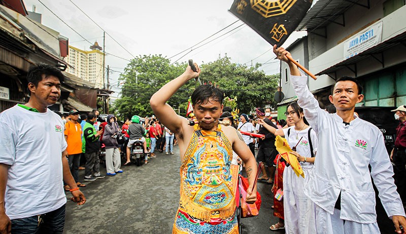 Wajah Tatung Ditusuk Besi Meriahkan Cap Go Meh di Glodok Jakarta - Bagian 3