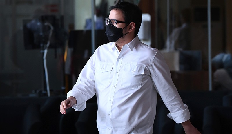 Tampang Mahendra Dito Akhirnya Diperiksa KPK setelah 3 Kali Mangkir - Bagian 1