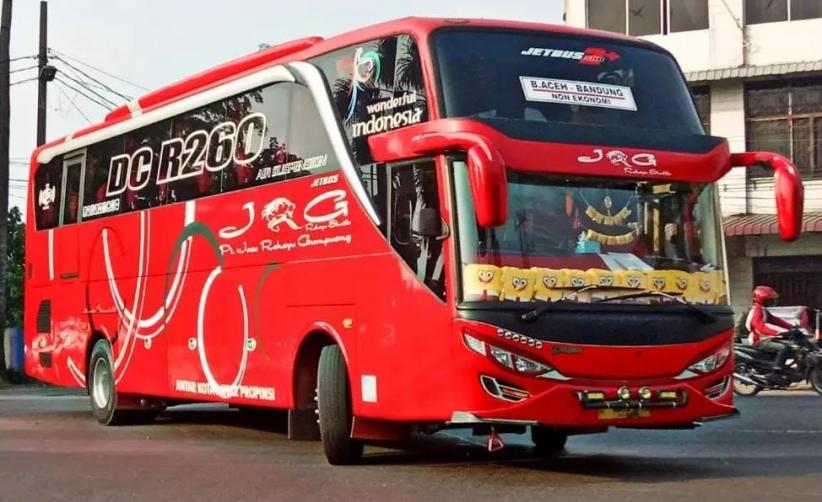 5 PO Bus Dikenal Paling Religius, Ada Wajib Berhenti Di Masjid Saat ...