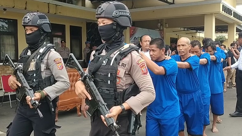  Polisi Bongkar Praktik Judi Online di Indramayu, 15 Tersangka Ditangkap