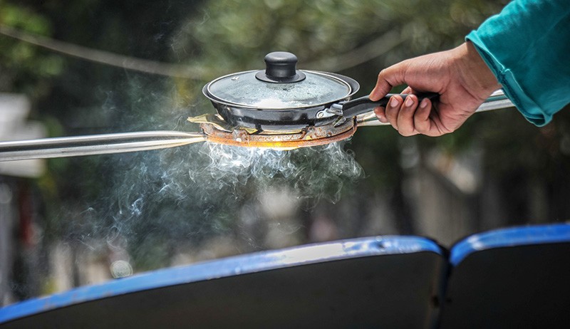 Mahasiswa ITB Ciptakan Kompor Tenaga Surya, Memasak dengan Pantulan Sinar Matahari - Bagian 2