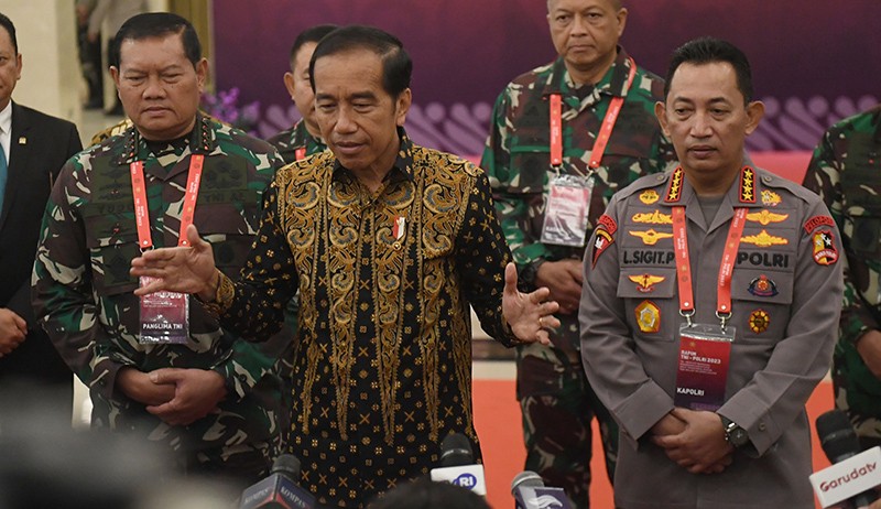 Didampingi Panglima TNI dan Kapolri, Presiden Jokowi Hadiri Rapim TNI-Polri - Bagian 1