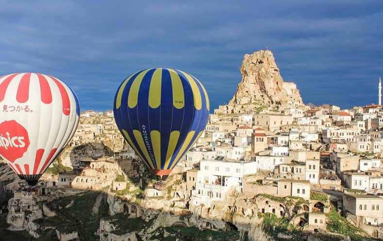 Gempa Bumi Turki dan Keindahan Cappadocia yang Tercipta dari Bencana