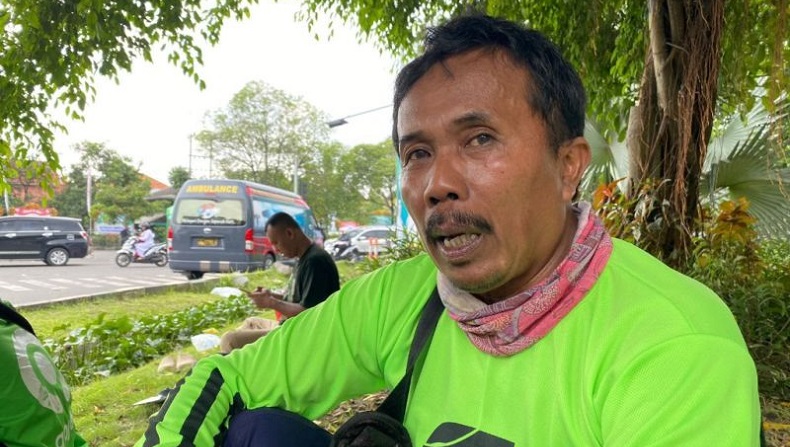 title Kisah Susilo Gratiskan Tarif Ojol di Acara 1 Abad NU karena Panggilan Hati Kisah Susilo Gratiskan Tarif Ojol di Acara 1 Abad NU karena Panggilan Hati