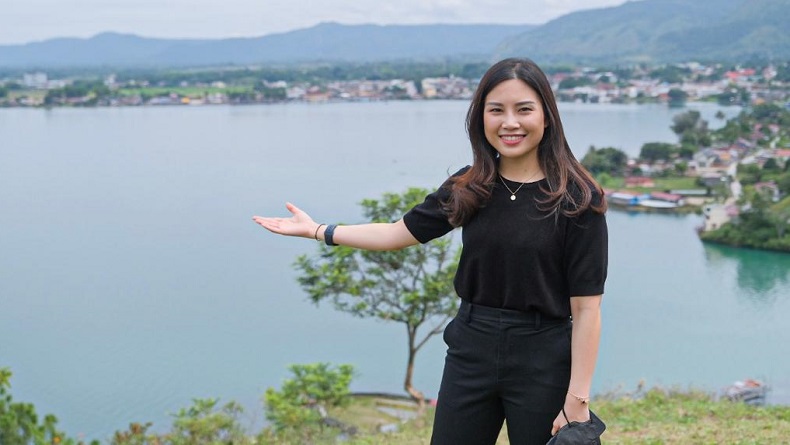 Wamenparekraf Angela Tanoesoedibjo Tinjau Kesiapan Amenitas F1 Powerboat Danau Toba di Balige