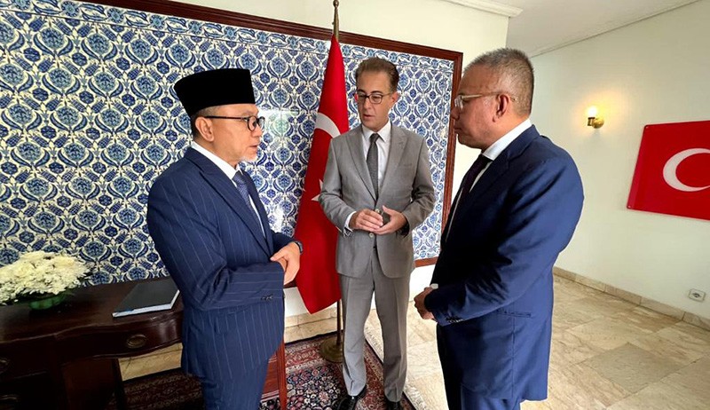 Mendag Zulhas Sambangi Kedubes Turki, Indonesia Siap Bantu Penanganan Gempa - Bagian 1